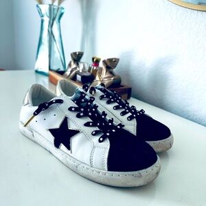 Vintage Havana Star Sneaker, Bianca, 8.5 worn a handful of times #goldengoose